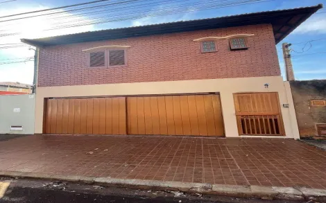 Casas / Padrão em Sertãozinho Alugar por R$1.880,00
