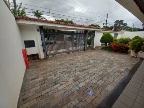 Casas / Padrão em Ribeirão Preto Alugar por R$8.000,00