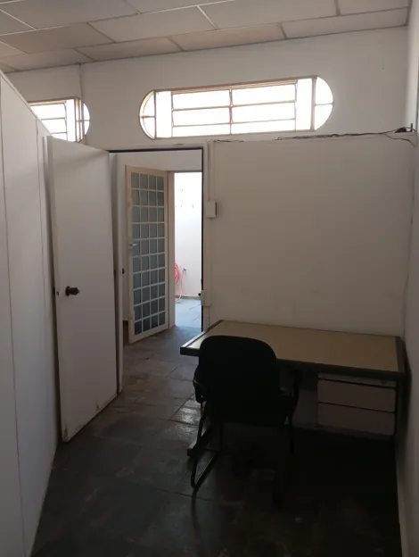 imagem 2 - Loja comercial de 79m² com 01 banheiro para locação - Vila Seixas imagem 2 - Loja comercial de 79m² com 01 banheiro para locação - Vila Seixas