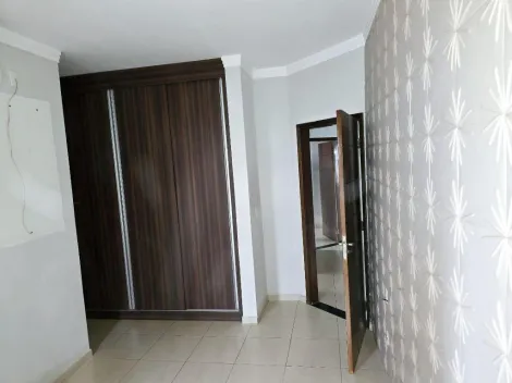 Comprar Apartamentos / Padrão em Ribeirão Preto R$ 319.000,00 - Foto 3