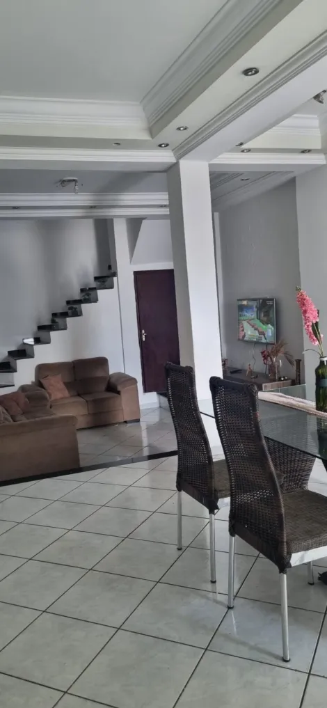 Casas / Padrão em Ribeirão Preto , Comprar por R$477.000,00