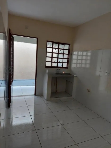 Alugar Casas / Padrão em Ribeirão Preto R$ 1.550,00 - Foto 9