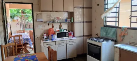 Comprar Casas / Padrão em Jardinópolis R$ 450.000,00 - Foto 2