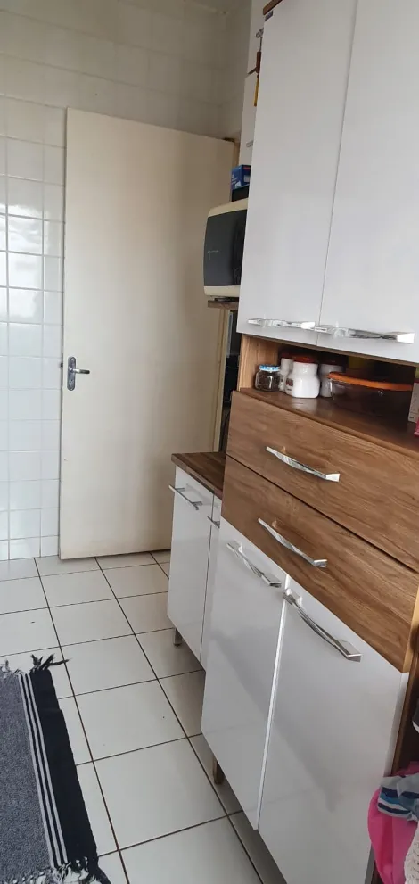 Comprar Apartamentos / Padrão em Ribeirão Preto R$ 154.000,00 - Foto 5