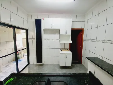 Alugar Casas / Padrão em Ribeirão Preto R$ 2.200,00 - Foto 18