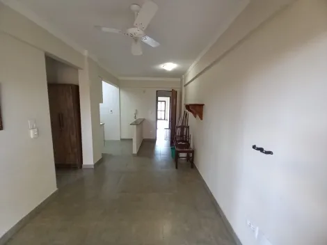 Apartamentos / Padrão em Ribeirão Preto Alugar por R$990,00