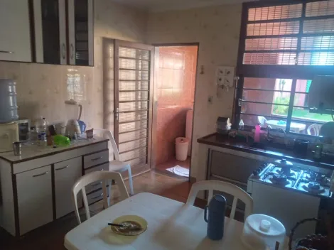 Comprar Casas / Padrão em Ribeirão Preto R$ 415.000,00 - Foto 5