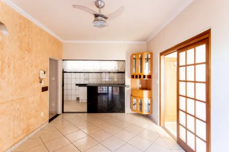 Casas / Padrão em Ribeirão Preto , Comprar por R$679.000,00