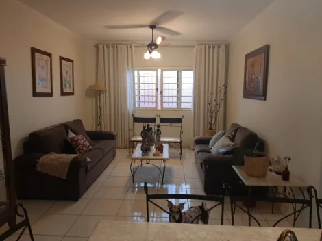 Apartamentos / Padrão em Ribeirão Preto 