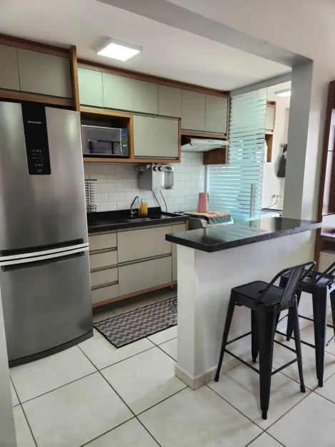 Apartamentos / Padrão em Ribeirão Preto 