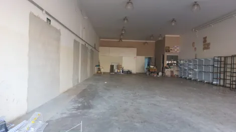 Sertaozinho Centro comercial padrao Locacao R$ 7.000,00  2 Vagas Area do terreno 225.00m2 Area construida 225.00m2