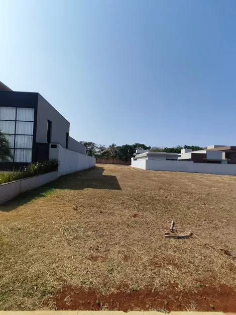 imagem 3 - Terreno de 360m² à venda em condomínio - Residencial Alto do Castelo imagem 3 - Terreno de 360m² à venda em condomínio - Residencial Alto do Castelo