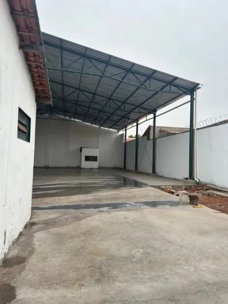 imagem 3 - Galpão de 336m² com 04 banheiros para locação - Vila Elisa imagem 3 - Galpão de 336m² com 04 banheiros para locação - Vila Elisa
