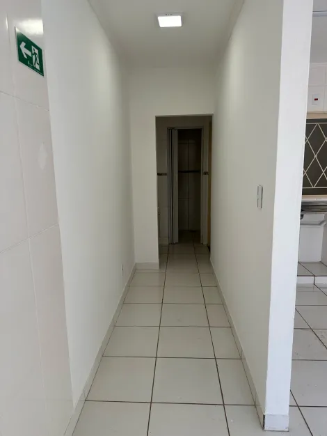 imagem 4 - Salão de 36m² com banheiro para locação - Jardim São Luiz imagem 4 - Salão de 36m² com banheiro para locação - Jardim São Luiz