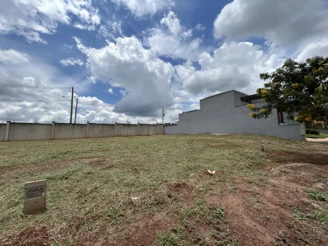 imagem 3 - Terreno de 250m² à venda em condomínio - Quinta da Mata imagem 3 - Terreno de 250m² à venda em condomínio - Quinta da Mata