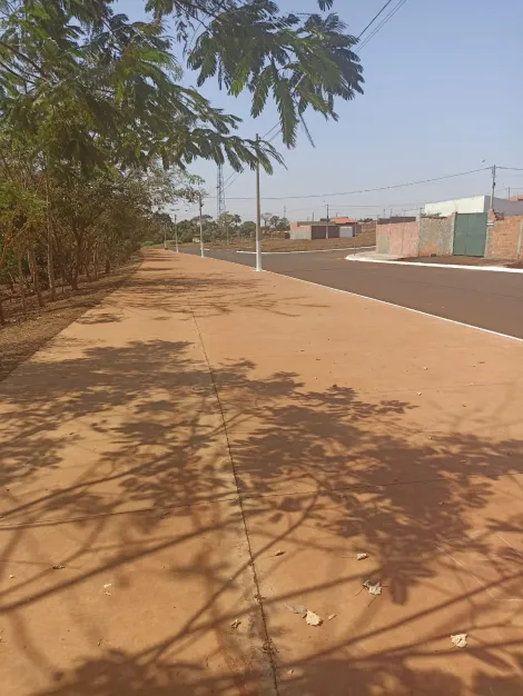 imagem 1 - Terreno misto de 200m² à venda em Cruz das Posses imagem 1 - Terreno misto de 200m² à venda em Cruz das Posses