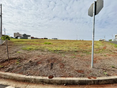 imagem 3 - Terreno de esquina com 336m² à venda em condomínio - Village Costa Sul imagem 3 - Terreno de esquina com 336m² à venda em condomínio - Village Costa Sul