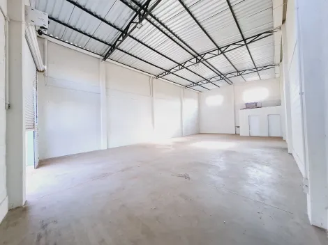 imagem 2 - Galpão de 300m² com 02 lavabos para locação - Jardim Cristo Redentor imagem 2 - Galpão de 300m² com 02 lavabos para locação - Jardim Cristo Redentor