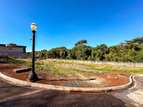 imagem 3 - Terreno de 527m² à venda em condomínio - Condomínio Arara Vermelha imagem 3 - Terreno de 527m² à venda em condomínio - Condomínio Arara Vermelha