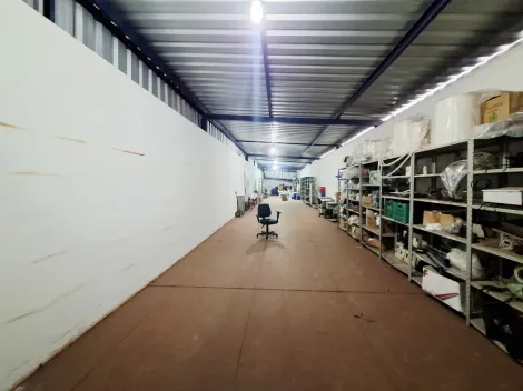 imagem 1 - Galpão comercial de 200m² com 02 banheiros para locação em condomínio - Cravinhos imagem 1 - Galpão comercial de 200m² com 02 banheiros para locação em condomínio - Cravinhos