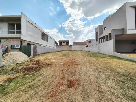 imagem 2 - Terreno de 486m² à venda em condomínio - Vila do Golf imagem 2 - Terreno de 486m² à venda em condomínio - Vila do Golf