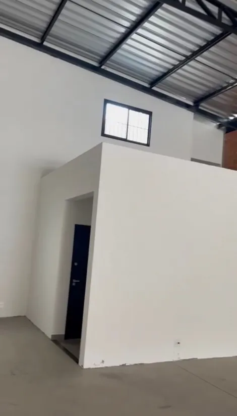 imagem 2 - Galpão de 397m² com 02 lavabos para locação - Jardim José Figueira imagem 2 - Galpão de 397m² com 02 lavabos para locação - Jardim José Figueira