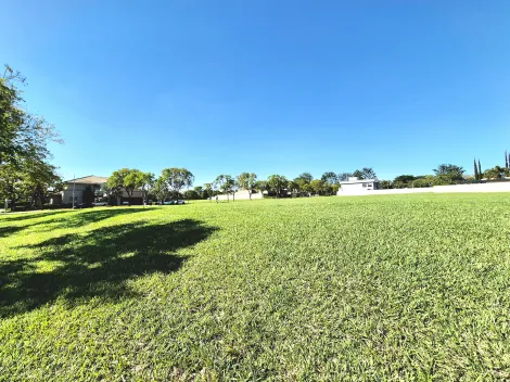 imagem 3 - Terreno de 1632m² plano à venda em condomínio - Fazenda Santa Maria imagem 3 - Terreno de 1632m² plano à venda em condomínio - Fazenda Santa Maria