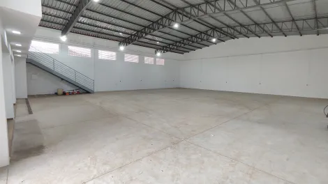 imagem 1 - Galpão comercial de 450m² com 02 banheiros e copa para locação - Centro em São Joaquim da Barra imagem 1 - Galpão comercial de 450m² com 02 banheiros e copa para locação - Centro em São Joaquim da Barra