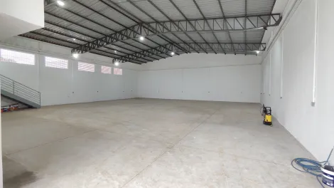 imagem 2 - Galpão comercial de 450m² com 02 banheiros e copa para locação - Centro em São Joaquim da Barra imagem 2 - Galpão comercial de 450m² com 02 banheiros e copa para locação - Centro em São Joaquim da Barra
